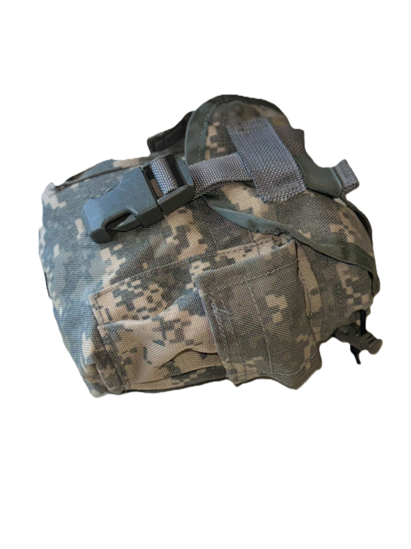 ACU MOLLE II Canteen Utility Pouch