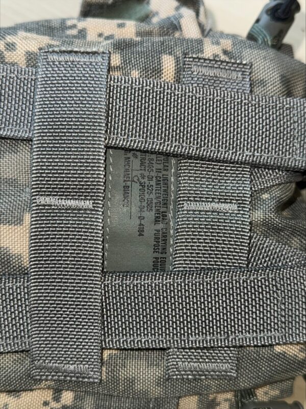 ACU MOLLE II Canteen Utility Pouch